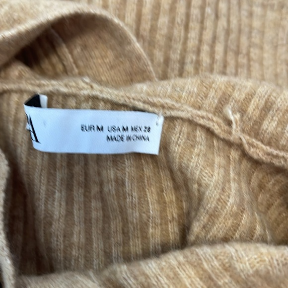 Zara Hooded Knit Romper - Picture 11 of 13